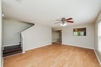 6009 Kiteridge Dr in Lithia, FL - Building Photo - Building Photo