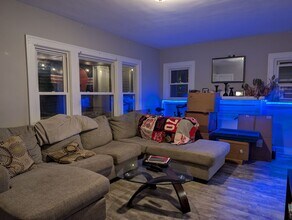 2184 Wascana Ave in Lakewood, OH - Building Photo - Building Photo