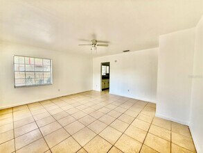 1302 E New Orleans Ave in Tampa, FL - Building Photo - Building Photo