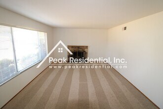 8116 Highwood Way in Orangevale, CA - Building Photo - Building Photo