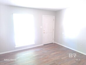 2209 Wolf Ridge Rd in Mobile, AL - Building Photo - Building Photo