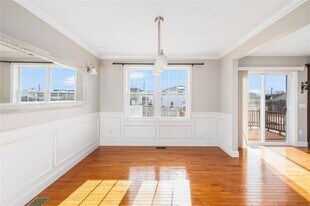 227 Marshall Ave in Cumberland, RI - Building Photo