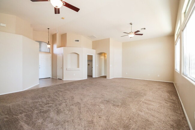 12465 N Stone Ring Dr in Marana, AZ - Building Photo - Building Photo