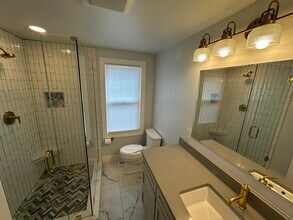 11544 22nd Ave NE in Seattle, WA - Building Photo - Building Photo