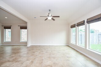 20707 Waterfall Rain Ct in Katy, TX - Building Photo - Building Photo