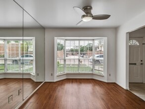 14325 Lost Meadow Ln in Houston, TX - Building Photo - Building Photo