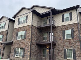 Lynn Oak in Broken Arrow, OK - Building Photo