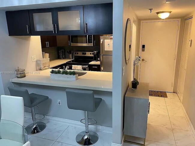 property at 800 N Miami Ave