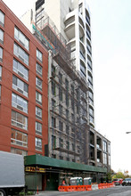 560 W 24th St in New York, NY - Foto de edificio - Building Photo