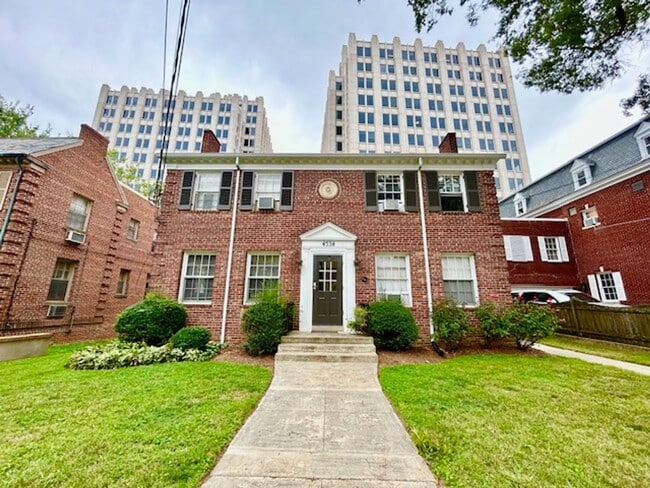 property at 4534 Avondale St