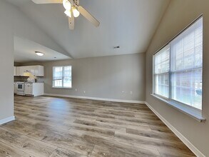 1303 Braveheart Ln in Charlotte, NC - Foto de edificio - Building Photo