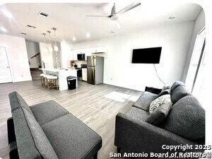 829 Kayton Ave in San Antonio, TX - Building Photo - Building Photo