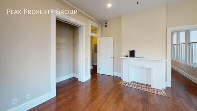 975 E McMillan St-Unit -402 in Cincinnati, OH - Building Photo - Building Photo