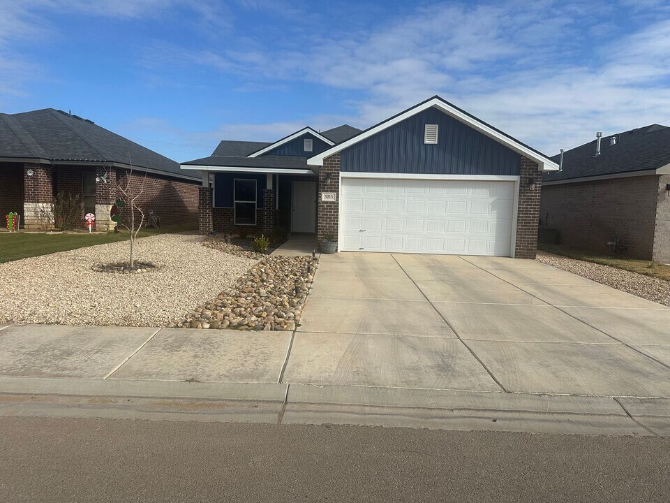 3215 Volney Ave in Lubbock, TX - Building Photo