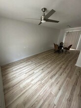 283 Flagstone Way in Austell, GA - Building Photo - Building Photo