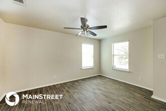 7422 Copper Mesa in Converse, TX - Foto de edificio - Building Photo