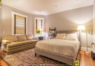 236 Concord Ave, Unit 2 in Cambridge, MA - Foto de edificio - Building Photo