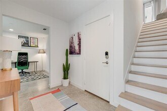 4705 Bryan St in Dallas, TX - Building Photo - Building Photo