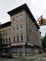 300 Malcolm X Blvd in Brooklyn, NY - Building Photo