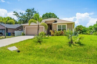 471 Midvale Terrace in Sebastian, FL - Building Photo - Building Photo