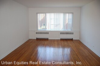 8050 Niles Ave in Skokie, IL - Building Photo - Building Photo