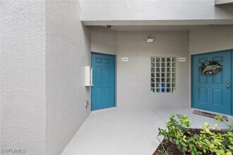 12141 Summergate Cir in Ft. Myers, FL - Building Photo - Building Photo