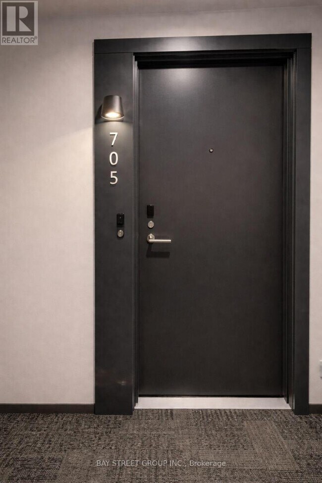 180 Front St E in Toronto, ON - Building Photo - Building Photo