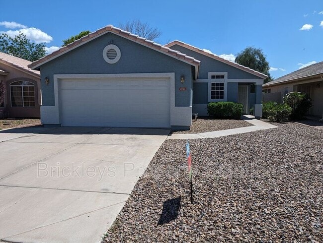 property at 1941 E Tulsa St