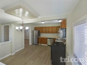 9119 Memory Trail in Wonder Lake, IL - Building Photo - Building Photo