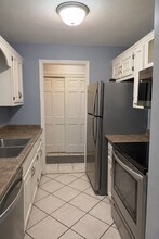 134 Deer Hill Ave in Danbury, CT - Building Photo - Building Photo