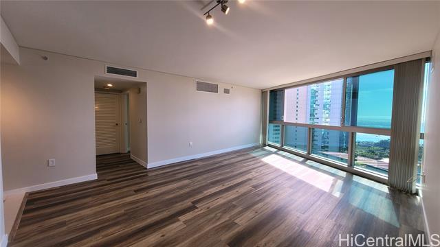 1177 Queen St in Honolulu, HI - Building Photo - Building Photo