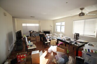 111 N Marguerita Ave, Unit E in Alhambra, CA - Building Photo - Building Photo