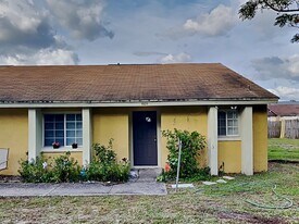 1921 Truman Rd in Orlando, FL - Building Photo