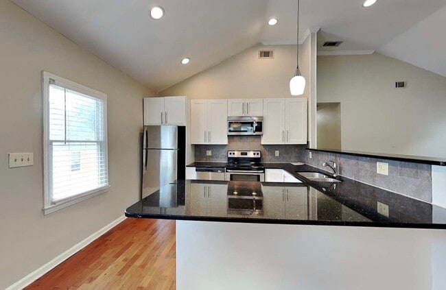 property at 1551 New St NE