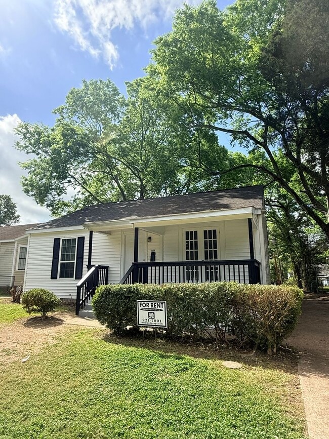 property at 145 E Boulevard St