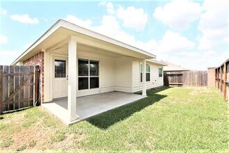 3707 Iris Ridge Way in Fresno, TX - Building Photo - Building Photo