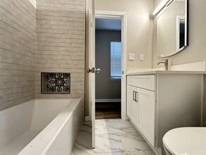 572-574 Wedgewood Dr in Alpharetta, GA - Building Photo - Building Photo