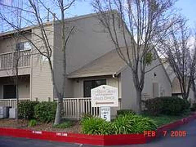 3941 Madison Ave in North Highlands, CA - Building Photo - Building Photo