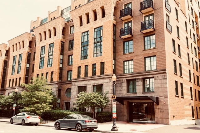 property at 910 M St NW