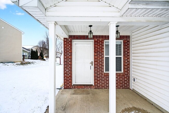 3717 Golden Grain Drive in Whitestown, IN - Building Photo - Building Photo