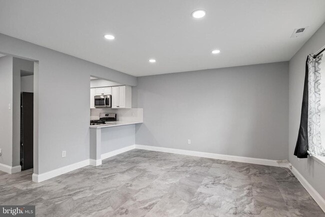 26 Knoll Dr in Gloucester Township, NJ - Building Photo - Building Photo