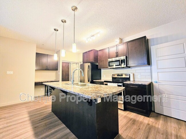 property at 1144 Adamson Dr SW