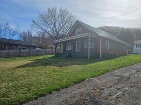 2808 Broad St in Bristol, TN - Building Photo