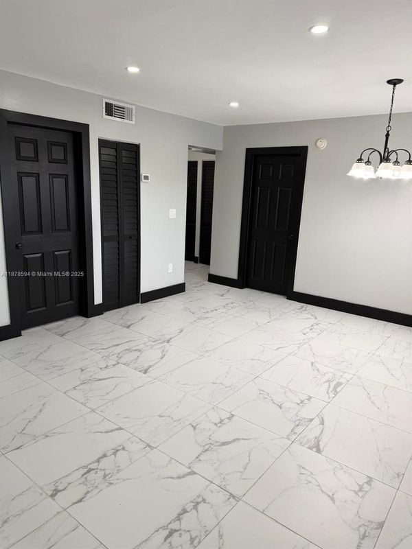 6921 SW 129th Ave in Miami, FL - Building Photo - Building Photo