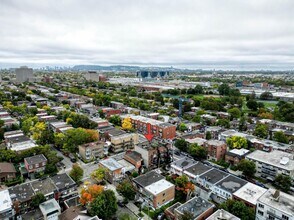 551 Chabanel Rue E in Montréal, QC - Building Photo - Building Photo