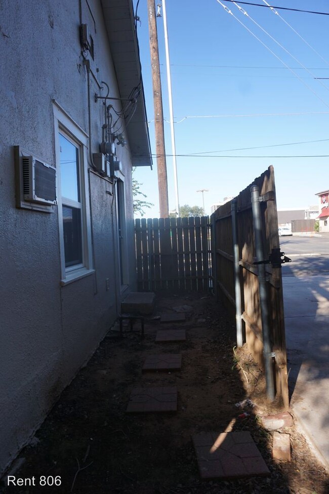 2324 20th St in Lubbock, TX - Building Photo - Building Photo