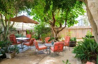 Jefferson House I Senior Community in Carlsbad, CA - Foto de edificio - Building Photo