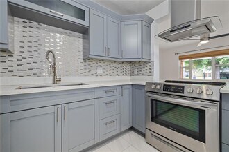 3413 W Pearl Ave in Tampa, FL - Building Photo - Building Photo
