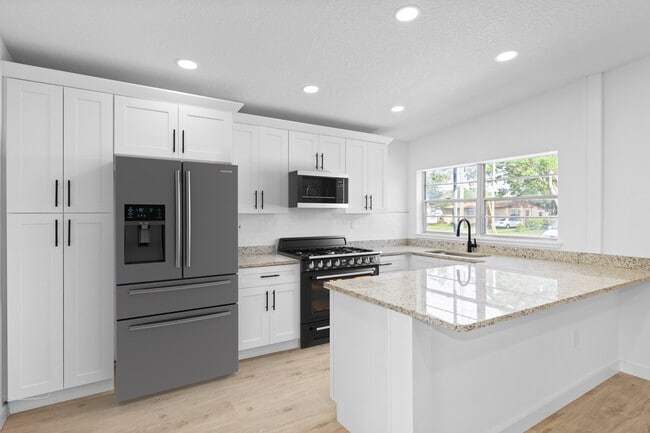 property at 1412 Crooms Ave