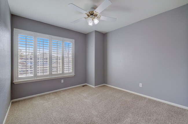 6571 Shannon Trl in Littleton, CO - Foto de edificio - Building Photo